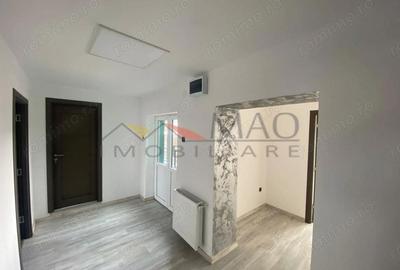 Casă cu 8 camere cu Teren 700 Mp în Semicentral - 3