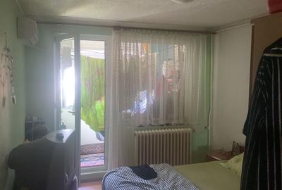 Ozana, statia de tramvai Ozana - 4