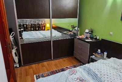 Vand apartament 3 camere etaj 1 - 5