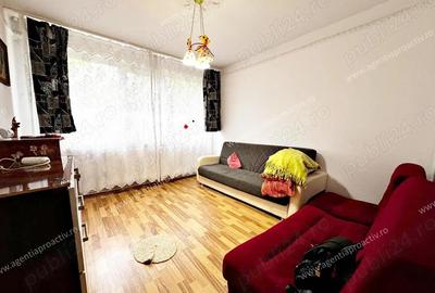 Apartament cu 2 camere, situat in Micro 16, la parter! - 2