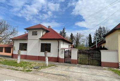 Casă cu 4 camere în Central - 7