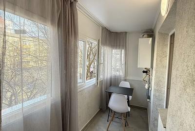 Apartament cu 3 camere decomandat în Central - 3