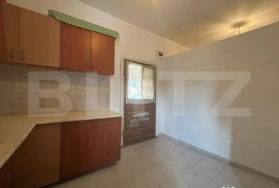Casă cu 4 camere cu Teren 100 Mp în Central - 8