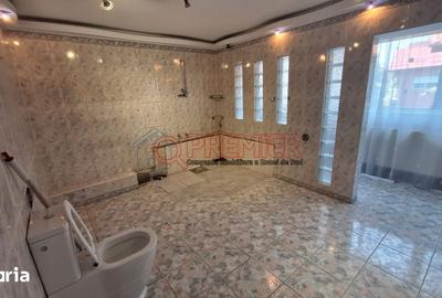 Casă cu 6 camere cu Teren 30 Mp în Apărătorii Patriei - 16