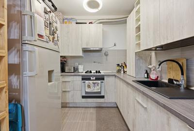 Apartament cu 3 camere semidecomandat, mobilat în Bucureștii Noi - 11