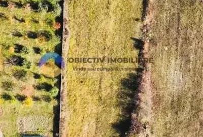 Teren de 2200 mp, în Gârcina