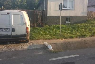 Casă cu Teren 1000 Mp în Pelișor - 1