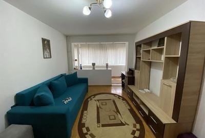 Apartament cu 2 camere semidecomandat, mobilat în Gorjului