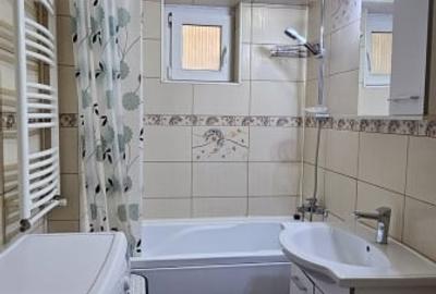 CENTRU CIVIC- apartament cu 2cam, etajul 1 - 8