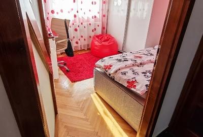 Apartament cu 3 camere decomandat, mobilat în Complex Studențesc - 11