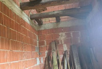 Casa loc SUMUGIU , sc 200 mp , parte veche si noua, ter 2670, sosea - 10