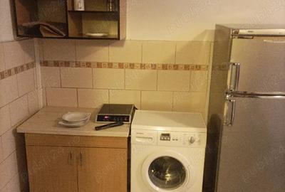 Garsonieră decomandată în Complex Studențesc - 1