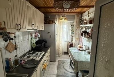 3 camere-Centru- Gara- 72 mp- etaj 6- 167000 euro - 2