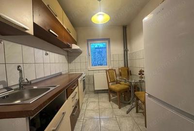 Apartament cu 3 camere decomandat în Aradului - 2