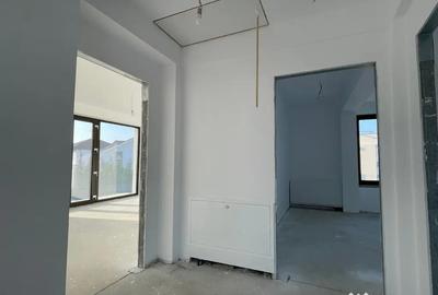 Casă cu 4 camere cu Teren 440 Mp în Băneasa - 12