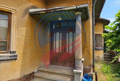 Casă cu 4 camere cu Teren 1963 Mp în Central - 5