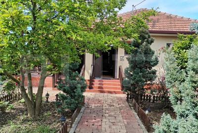 Casa, 3 camere, 693 mp teren, Lazuri - 1