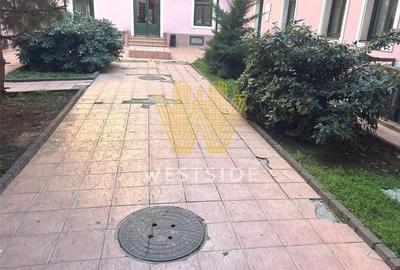 Spațiu comercial, de 380 mp, în P-ța Unirii - 12