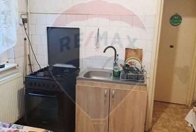 Apartament cu 3 camere de vânzare Str.Ciocarliei/Cartier Traian - 5