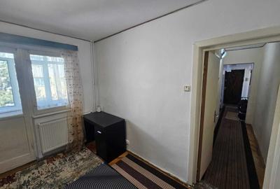 Casă cu 2 camere decomandat în George Enescu - 2