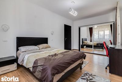 Casă cu 5 camere cu Teren 355 Mp în Central