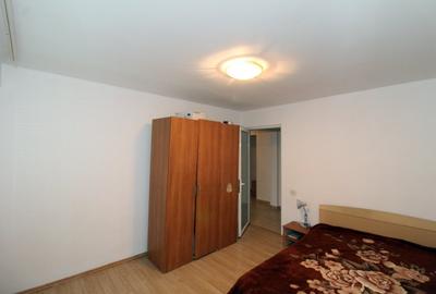 CASA DE CULTURA - 2 camere mobilate, etajul 1, cu centrala pe gaz. - 6