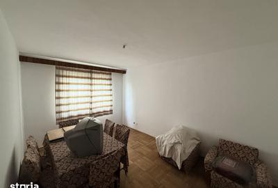 Apartament cu 3 camere decomandat în Central - 3