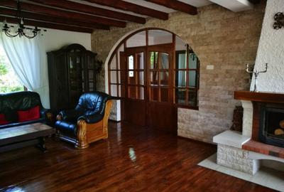 Casa cu piscină - 6