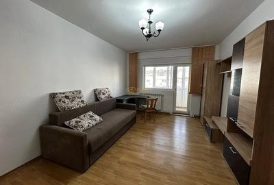 Apartament cu 2 camere decomandat în Gară