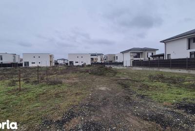 Teren de 1000 mp, în Central - 2