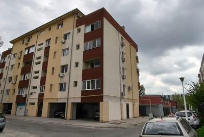 Apartament cu 2 camere decomandat în Apărătorii Patriei - 7