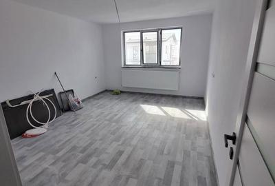 Apartament cu 2 camere decomandat în Cârcea - 6