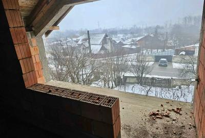 Casă în Ionești - 7