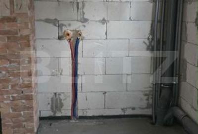 Casă cu 4 camere în Central - 2