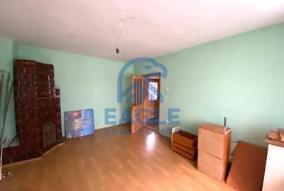 Casă individuală cu 9 camere cu Canalizare în Inel II - 16