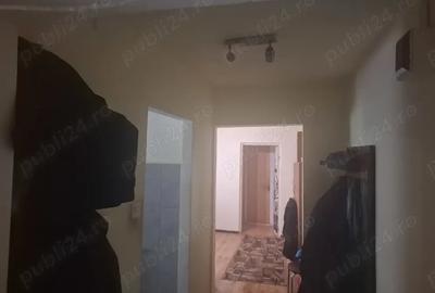 Apartament cu 3 camere semidecomandat în Central - 8