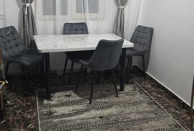Apartament cu 3 camere semidecomandat în Central - 1