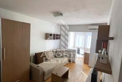 Apartament cu 2 camere semidecomandat, mobilat în Ultracentral