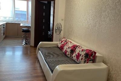 Apartament cu 2 camere semidecomandat în Calea Moldovei
