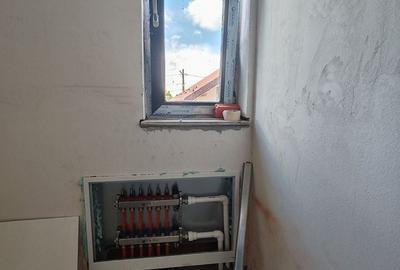 Casă cu 4 camere în Central