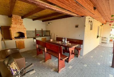 Casă cu 3 camere cu Teren 800 Mp în Central
