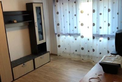 Apartament cu 2 camere decomandat în Podu Roș - 5