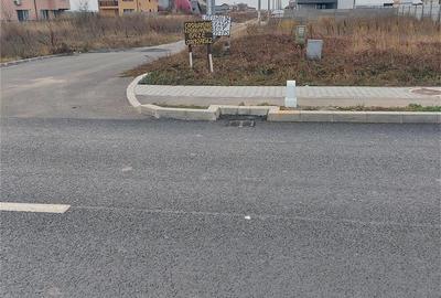 Teren de 307 mp, în Vidra