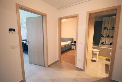 Apartament cu 2 camere decomandat, mobilat în Tractorul - 9