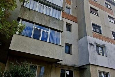 Garsonieră decomandată în Popa Șapcă