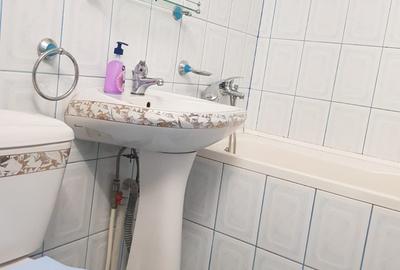 Apartament cu 2 camere decomandat în Rogerius
