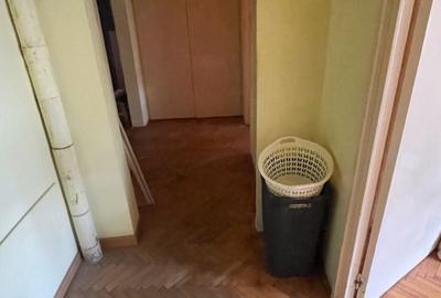 Apartament cu 3 camere decomandat în Exterior Vest