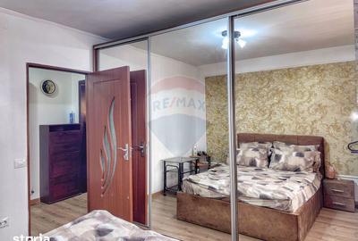 Apartament cu 2 camere decomandat, mobilat în Polonă - 5