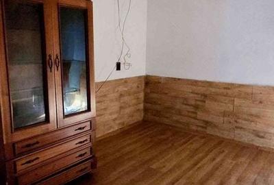 Casă cu 2 camere în Păușești