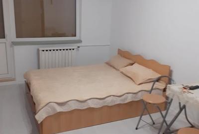 Garsonieră decomandată, mobilată în Mihai Bravu